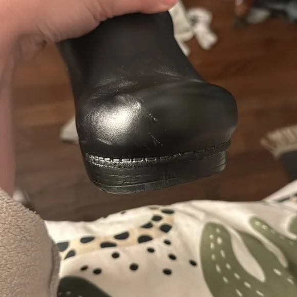 Dansko Black Leather Clogs - Picture 4 of 9